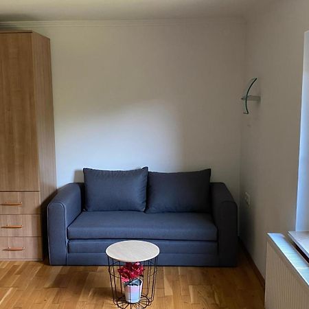 Semper Liberi Lägenhet Maribor Exteriör bild