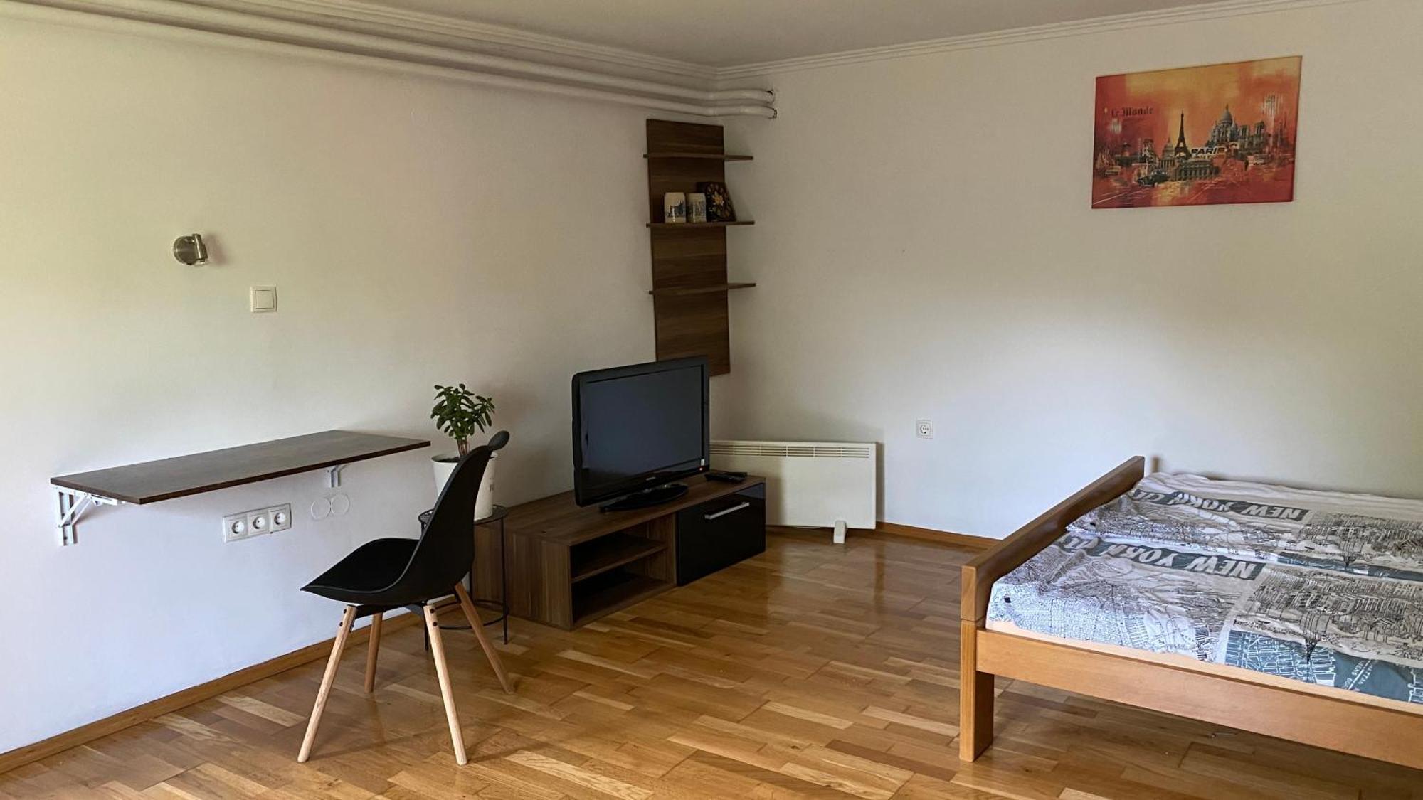 Semper Liberi Lägenhet Maribor Exteriör bild