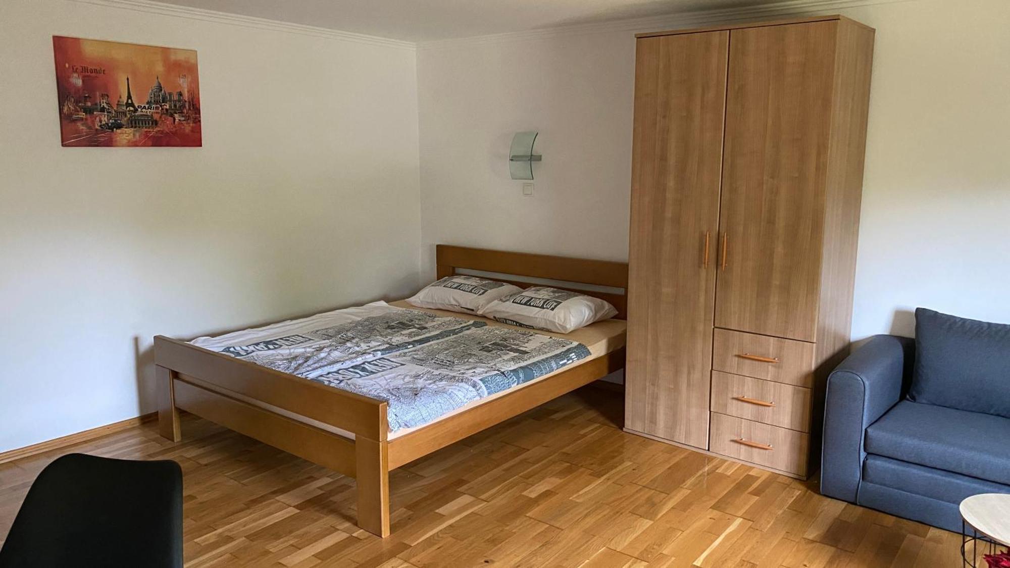 Semper Liberi Lägenhet Maribor Exteriör bild
